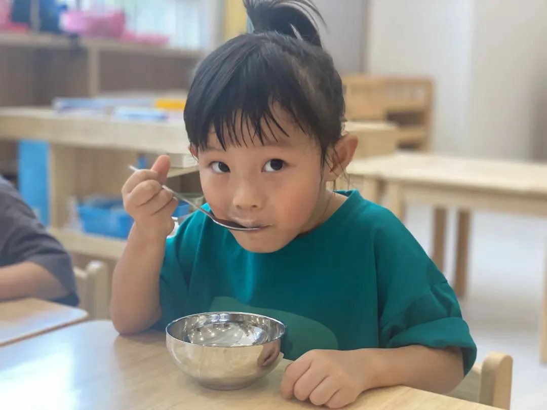 如何通过篮球训练提升自信心_0